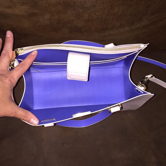 Kate Spade Satchel with shoulder strap - Picture 3 of 7